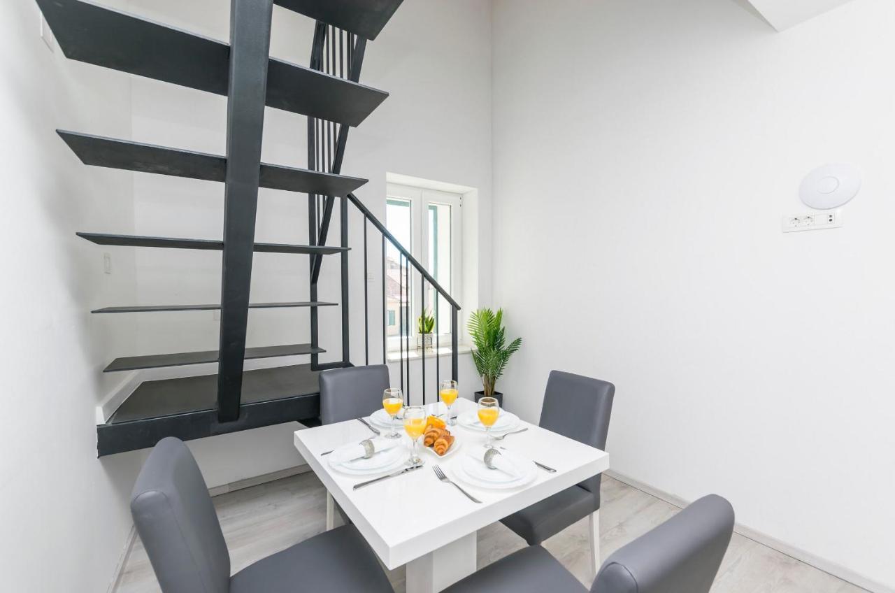 Apartments And Rooms Adriatic Suites シベニク エクステリア 写真