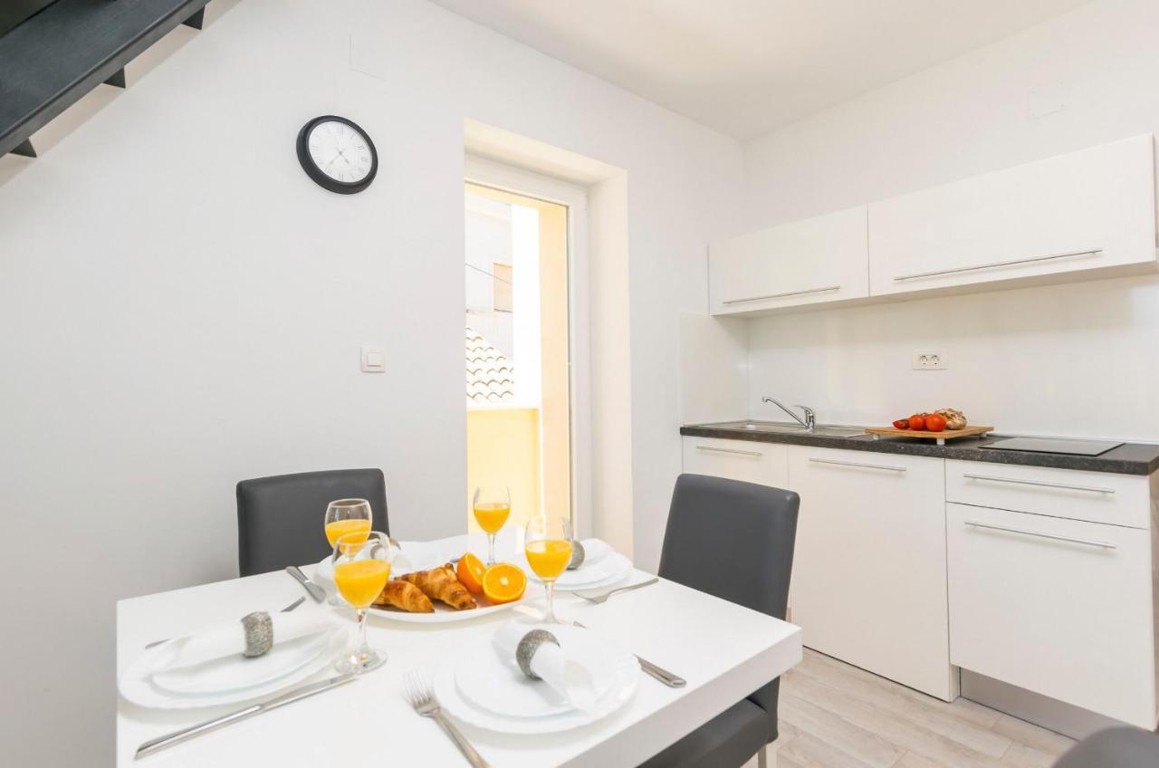Apartments And Rooms Adriatic Suites シベニク エクステリア 写真