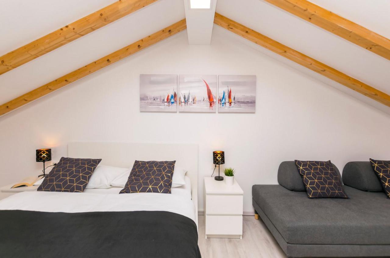 Apartments And Rooms Adriatic Suites シベニク エクステリア 写真