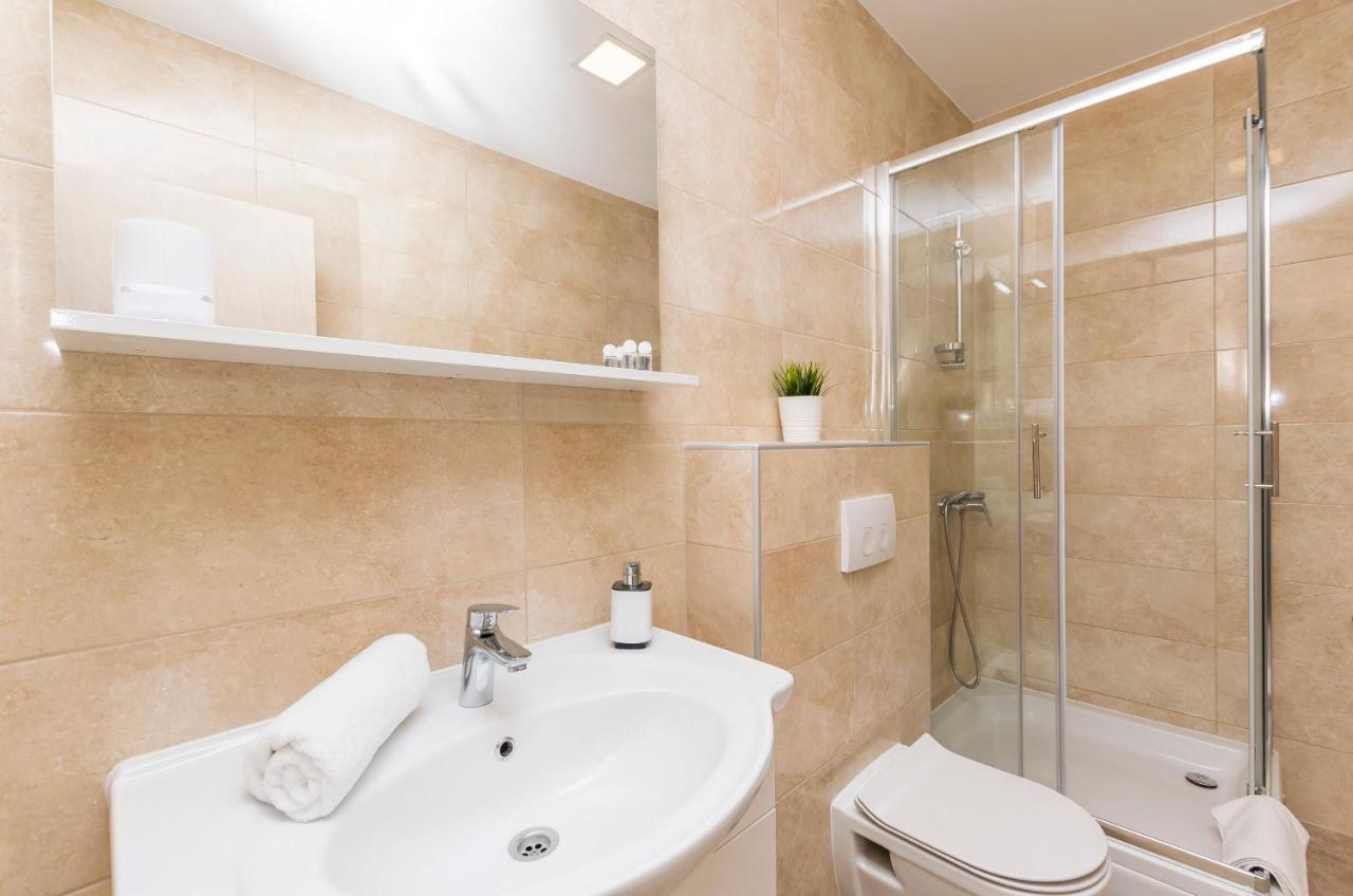 Apartments And Rooms Adriatic Suites シベニク エクステリア 写真