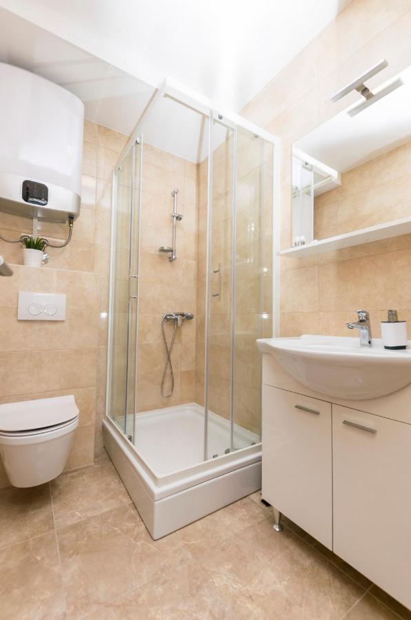 Apartments And Rooms Adriatic Suites シベニク エクステリア 写真
