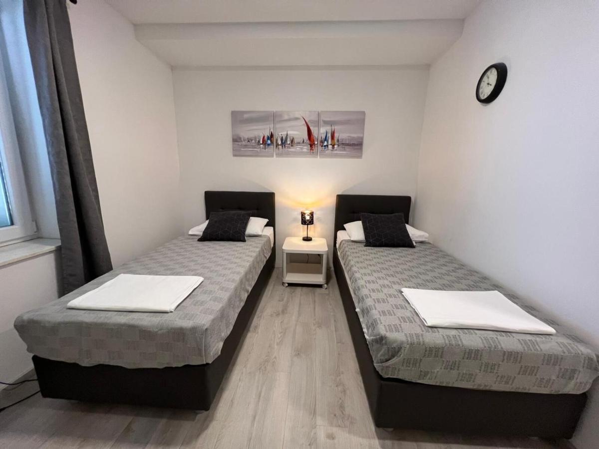 Apartments And Rooms Adriatic Suites シベニク エクステリア 写真