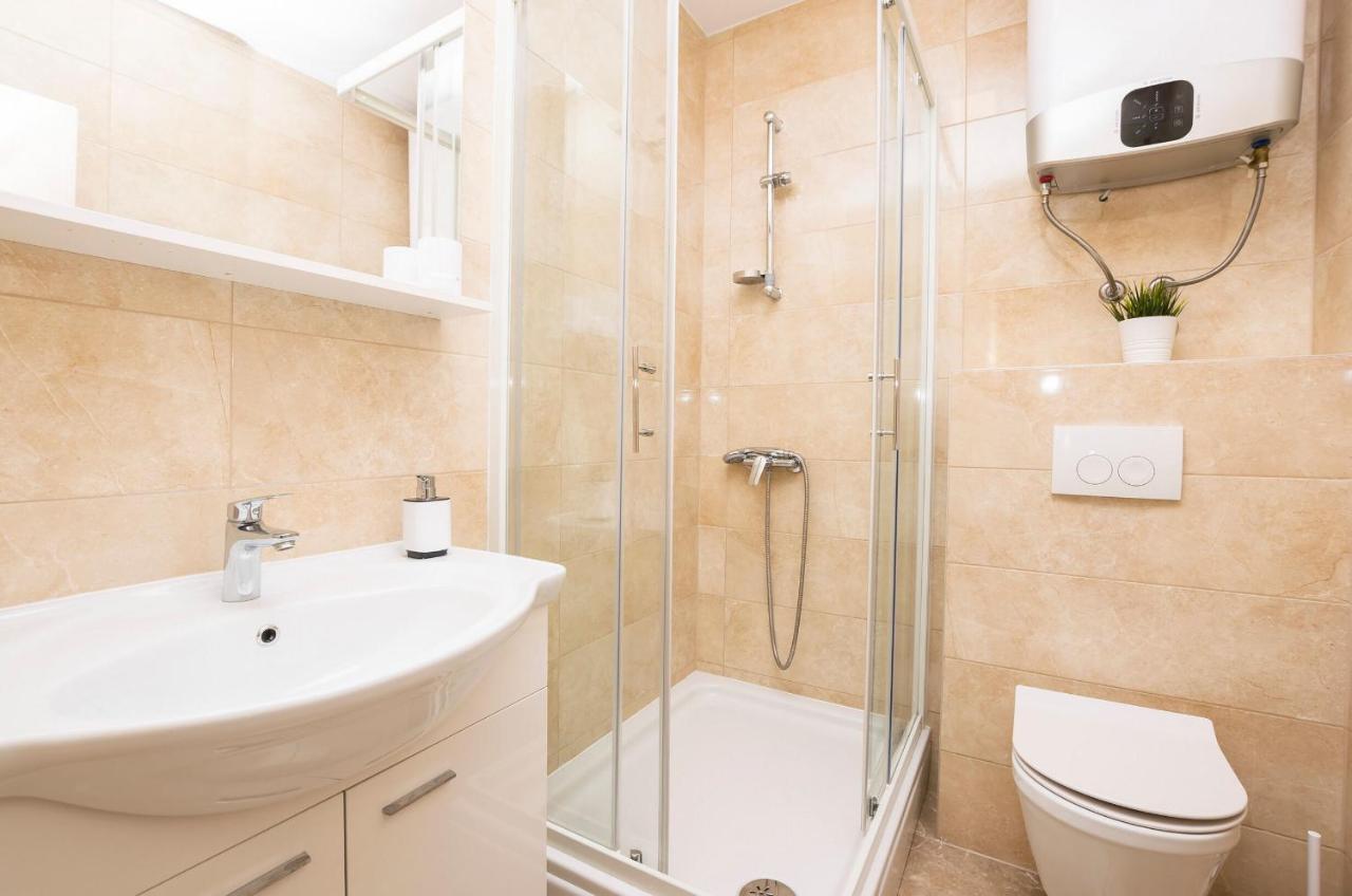 Apartments And Rooms Adriatic Suites シベニク エクステリア 写真