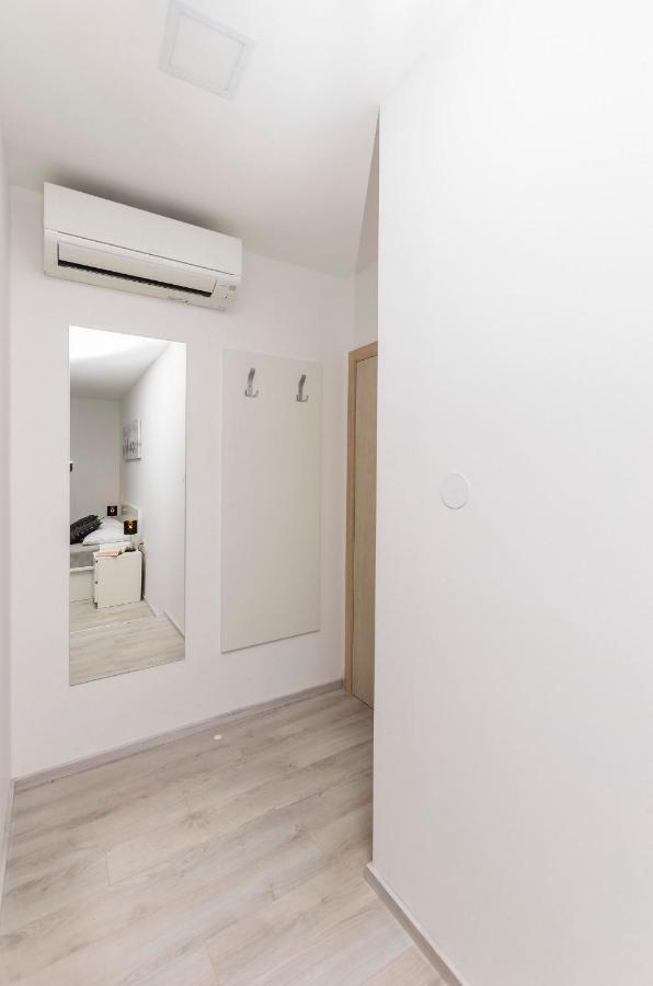 Apartments And Rooms Adriatic Suites シベニク エクステリア 写真